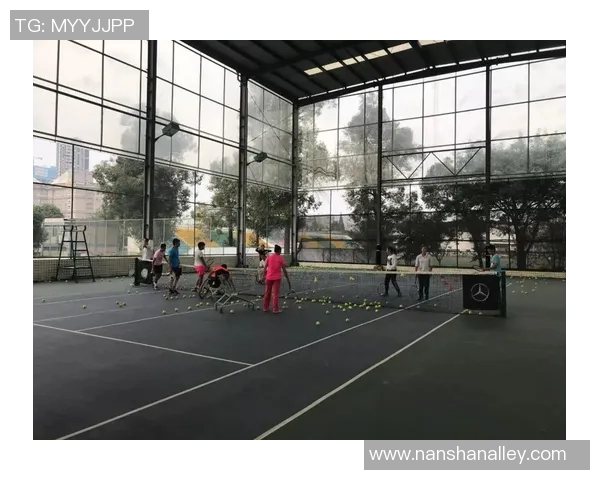 成都网球队与广州网球队战术分析及赛后复盘探讨 成都网球队与广州网球队战术分析及赛后复盘探讨