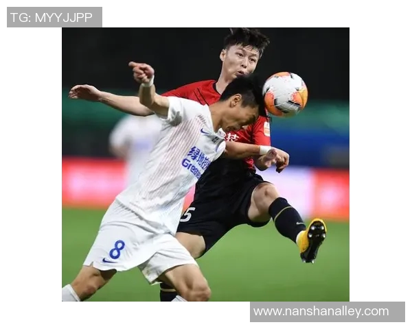 赛后分析：深圳足球队与西安足球队的战术意识与表现对比